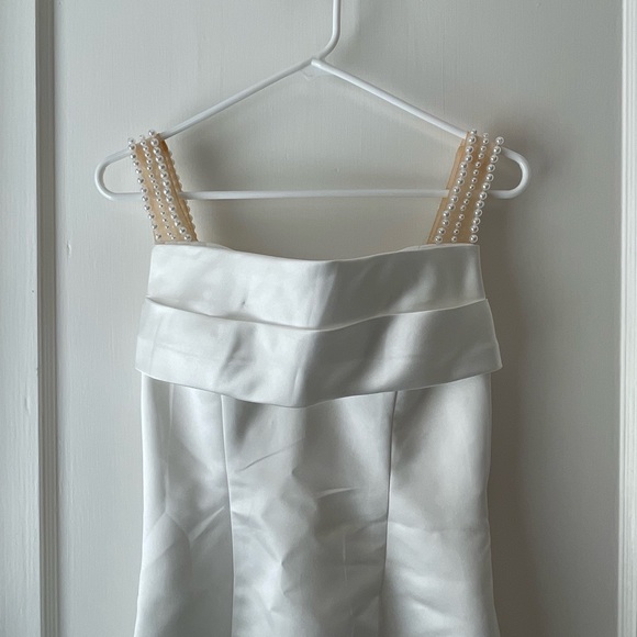 Pearl Embellished Satin Sheath White Dress - Picture 5 of 12
